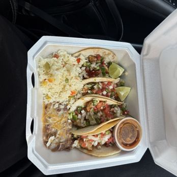 Tacos y Burritos La Fe signature dishes Pinches TacosFlautasGarnachas